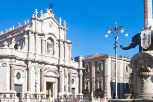 Catania, Sicilia: panorama de la catedral