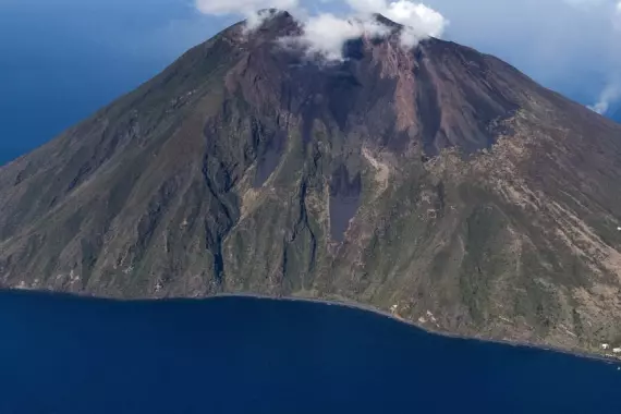 Vista desde lo alto de la Isla de Stromboli